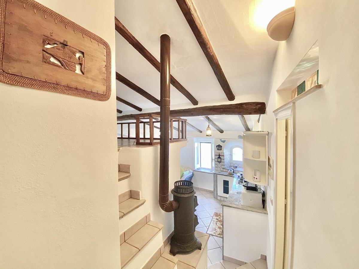 Holidaycasa Gio - In Centro Vista Mare Sperlonga Eksteriør billede