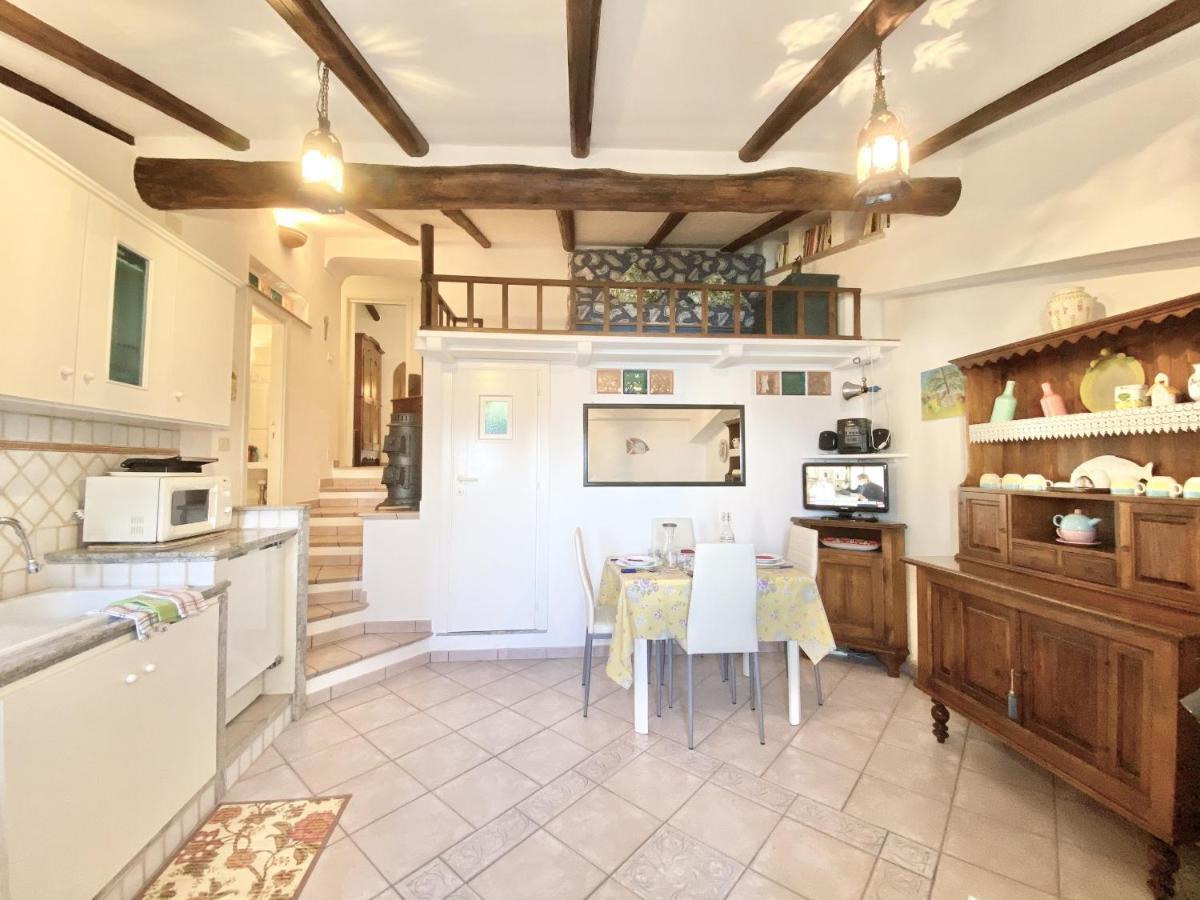 Holidaycasa Gio - In Centro Vista Mare Sperlonga Eksteriør billede