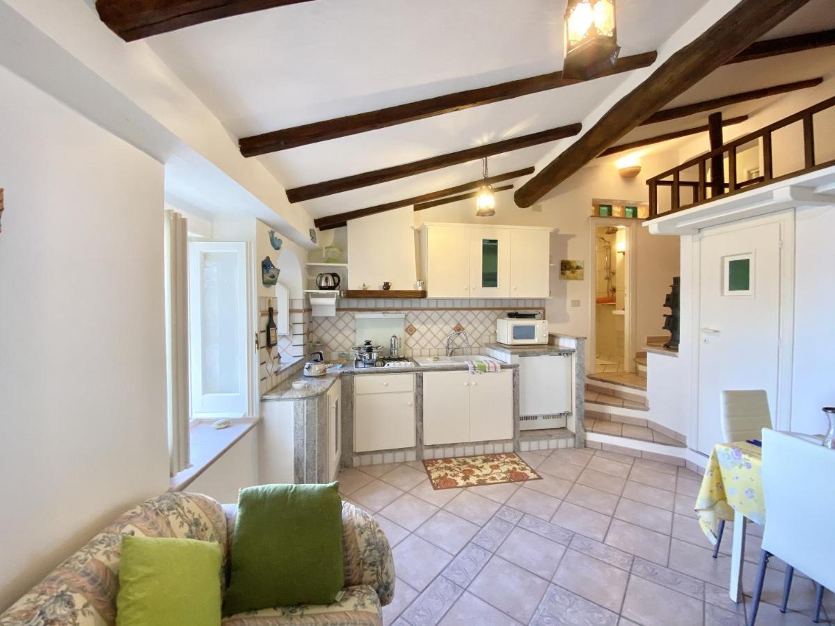 Holidaycasa Gio - In Centro Vista Mare Sperlonga Eksteriør billede